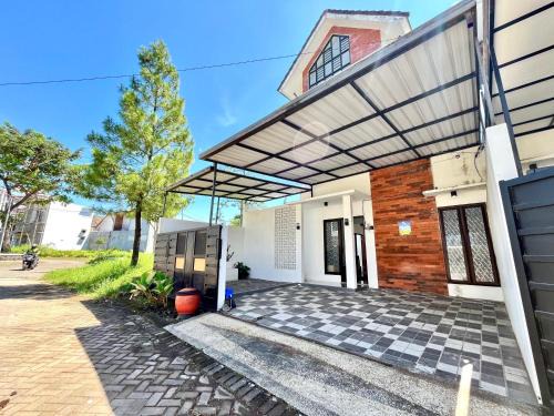 Dinoyo Villa | MP Villa Boulvard 43 Malang
