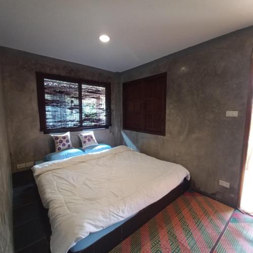 Samoeng House | MrM