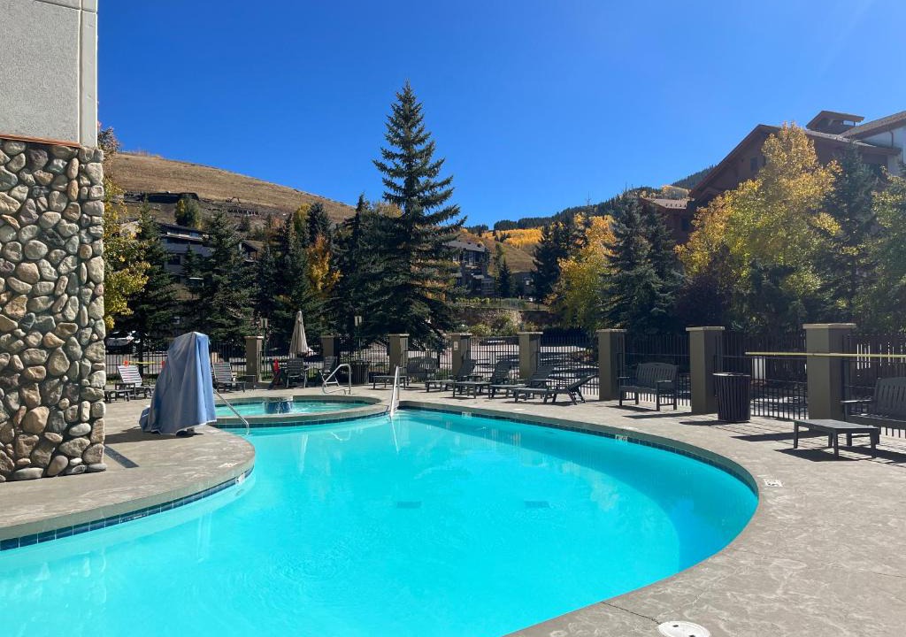 Mount Crested Butte Apartment | MT CB Base Area with King Bed, Outdoor Hot Tub & Pool