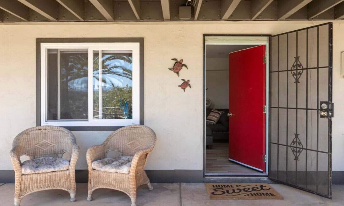 Mount Helix Condo | Mt Helix Delight-Adorable Private Studio w/Patio