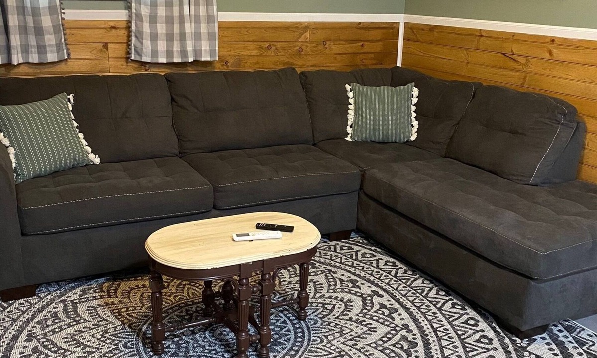 Delbarton Cabin | MT. Hideaway 2 bedroom, Lg. parking, .straight across from Buffalo MT. Trail 14