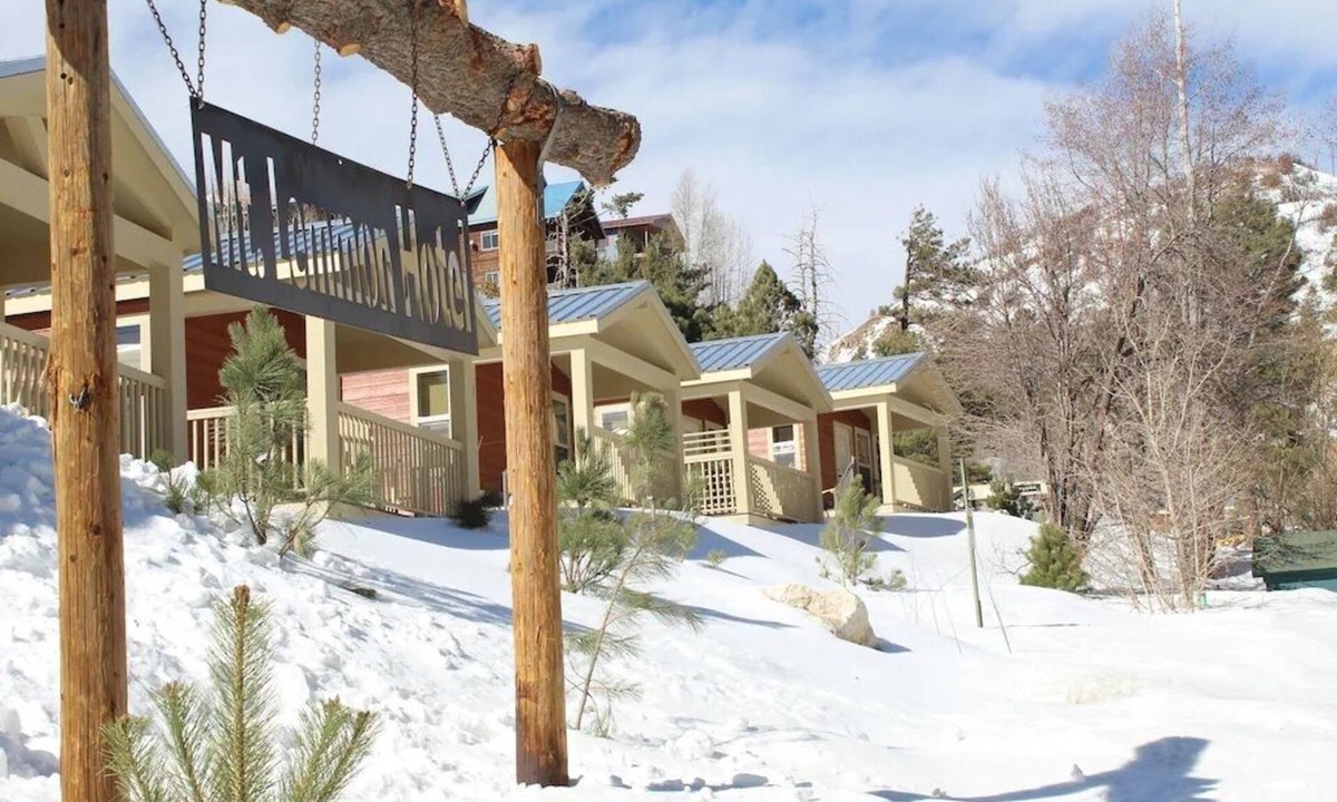 Summerhaven Cabin | Mt Lemmon Hotel Summerhaven Cabin 12