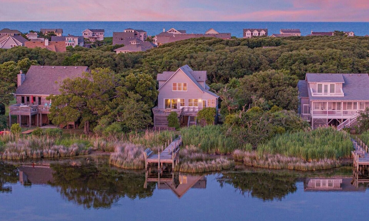 Duck Cottage | Mucky Duck | Soundfront Cottage with Private Pier