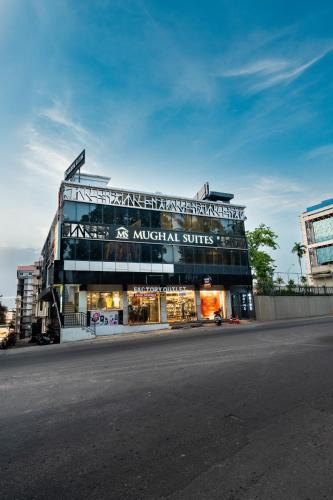 Kakkanad Bed & Breakfast | Mughal Suites