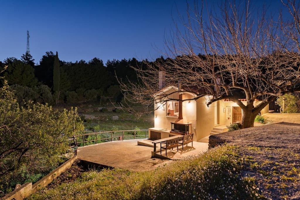 Samos House | Mulberry Cottage