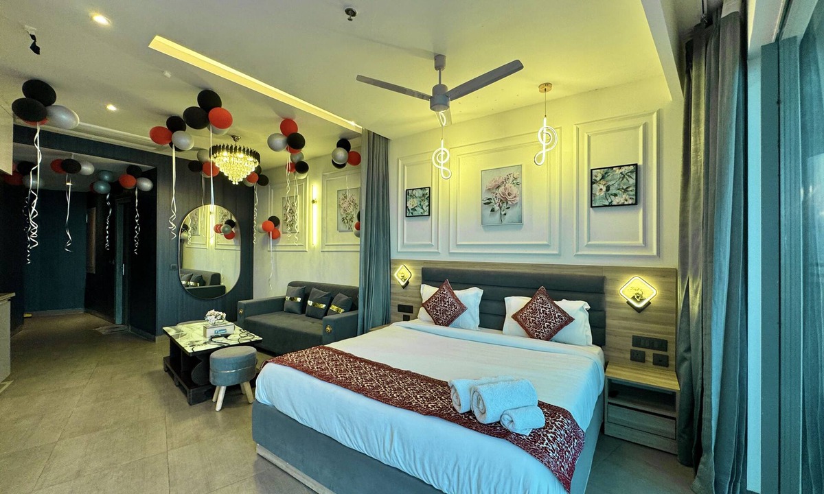 Noida Apartment | Mulberry Homes Supernova