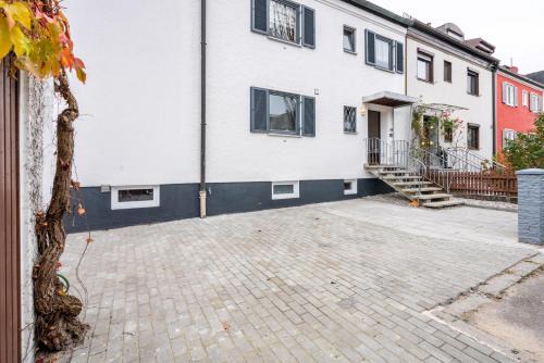 Dachau District Apartment | Munich Hideaway