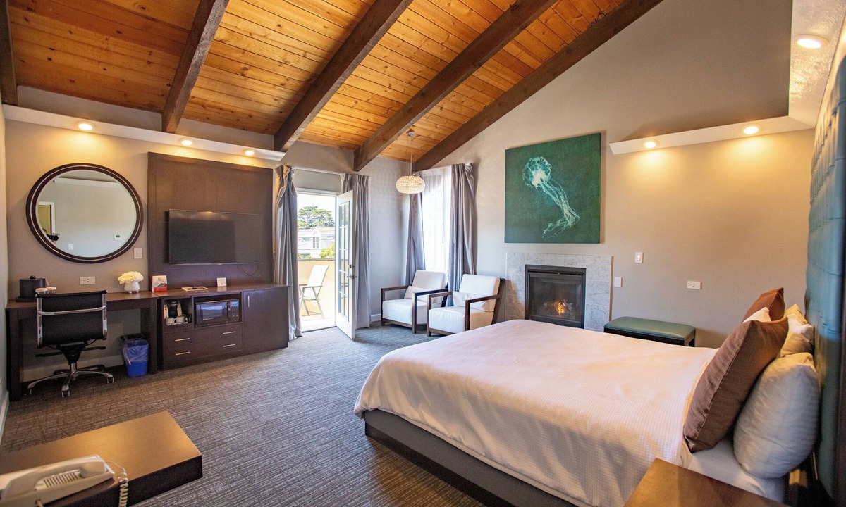 Munras Avenue Hotel | Munras Inn