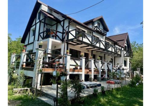Breaza de Jos Ski Chalet | MURMUR Chalet
