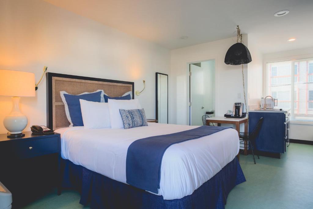 Daly City Hotel | Mylo Hotel