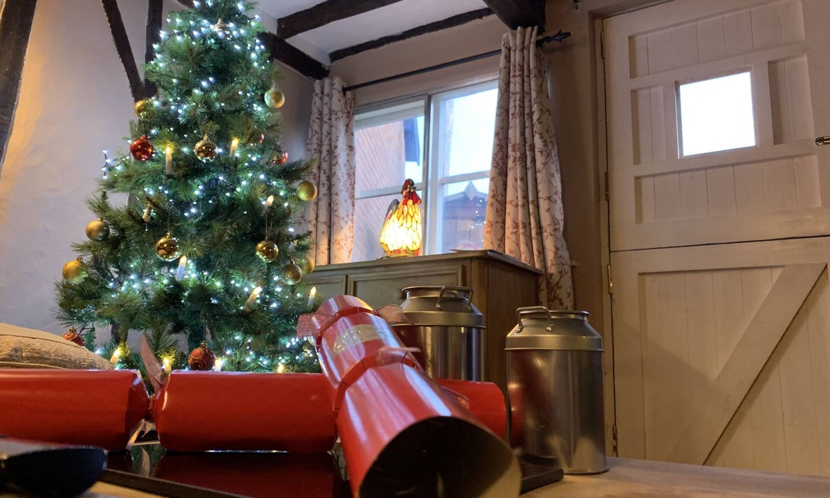Dickleburgh Cottage | Myrtle Cottage