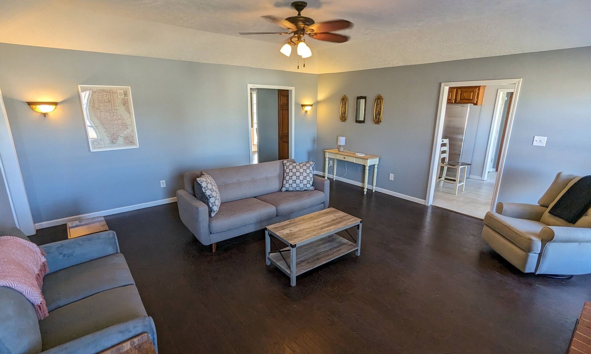 Jackson House | N. Jackson 3BR Oasis - Walk to Stores & Food