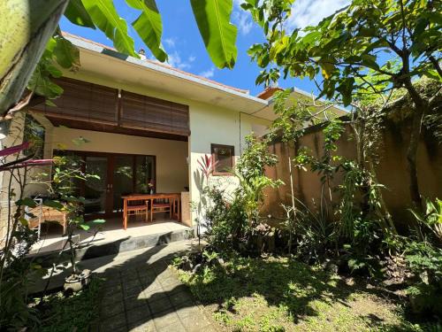 Penestanan Villa | Nadina House