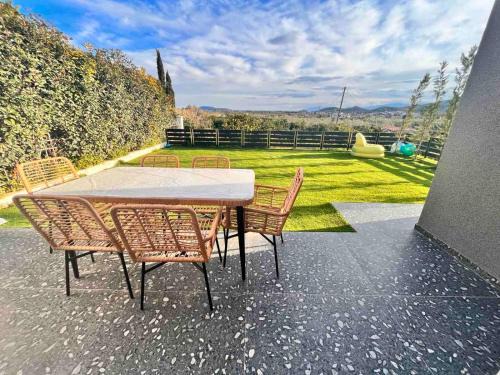 Lefkakia Villa | Nafos Villa Stella
