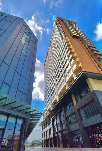 Vientiane Hotel | NAGA Frontier Suite Hotel