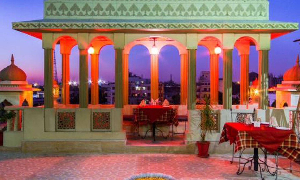 Panch Batti Hotel | Nahargarh Haveli