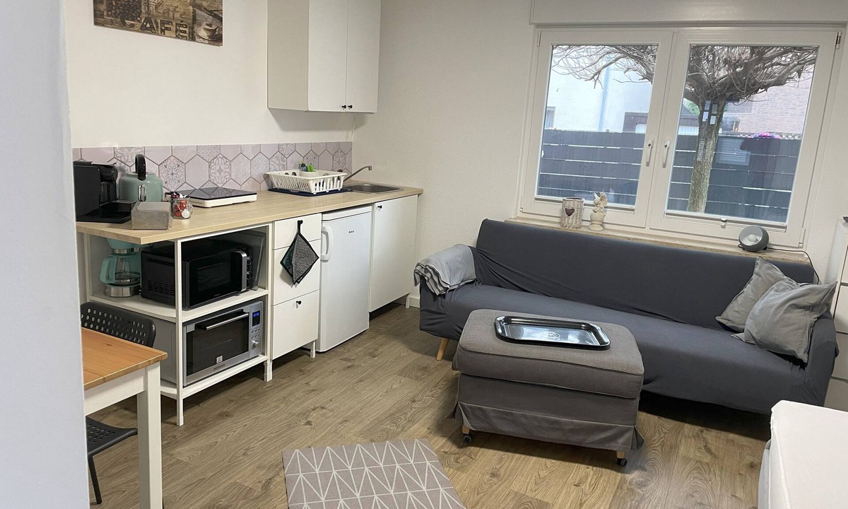 Rhein-Erft-Kreis District Apartment | Nancy-1 room vacation apartment