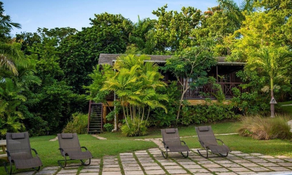 Surinam Cottage | Naniki Cottages