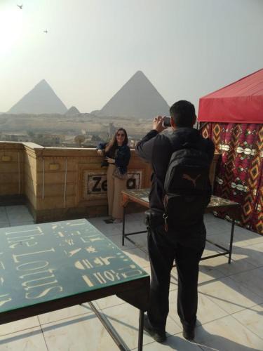 Al Haram House | Nano pyramids view