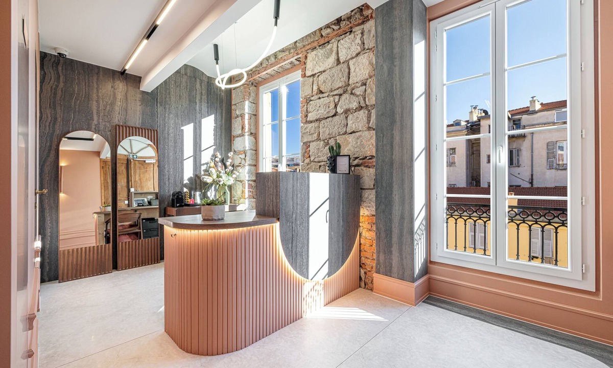 Jean-Medecin Hotel | Naomi Nice