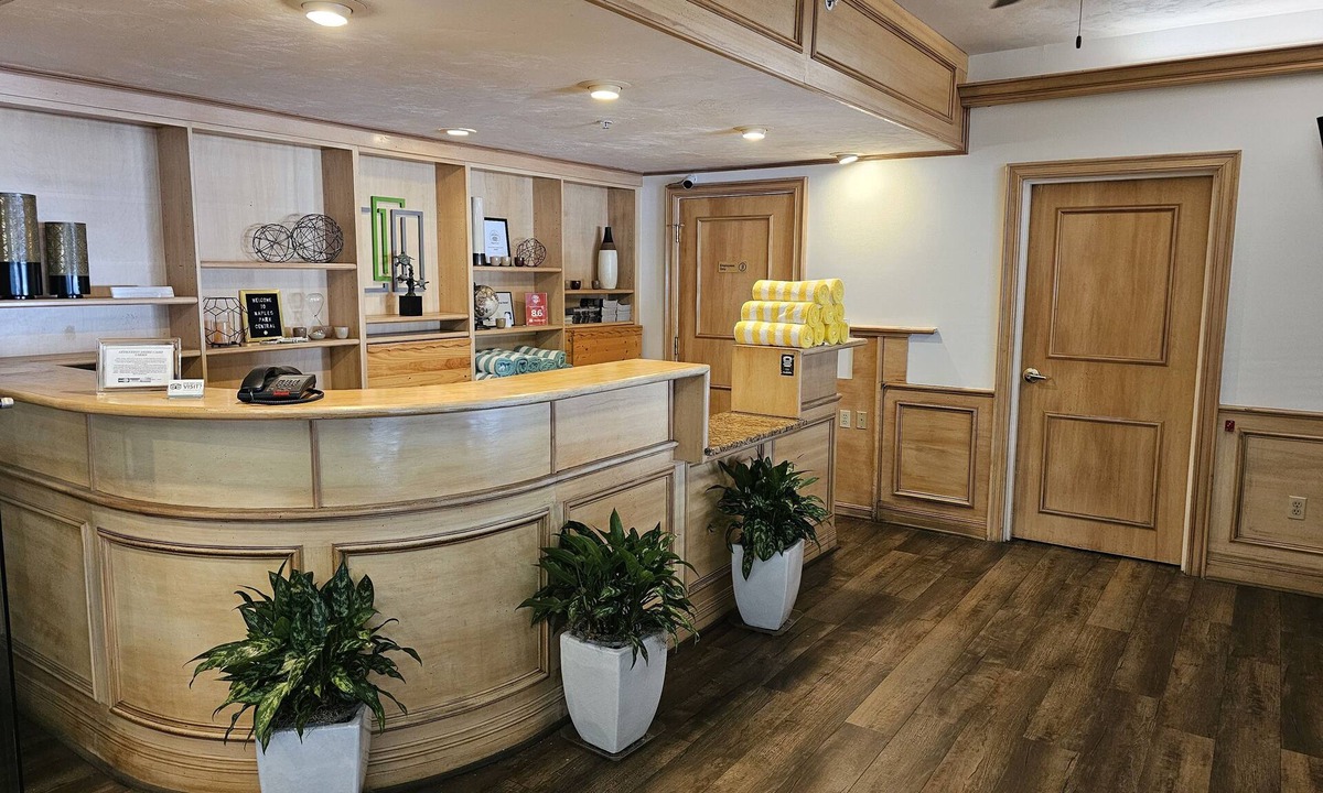 Redevelopment Area Hotel | Naples Park Central Hotel