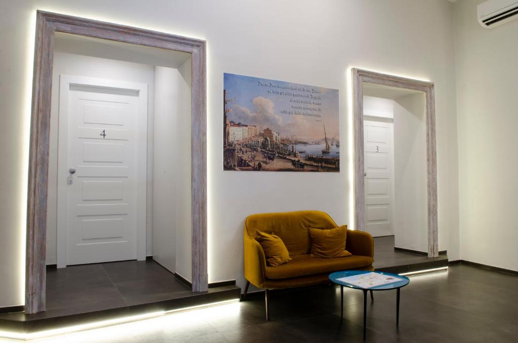 Naples City Centre Hotel | Napoli Svelata