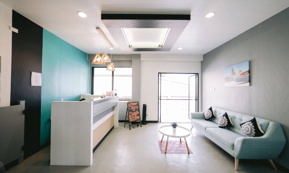 Poblacion District Hostel | Napsule Suites Davao