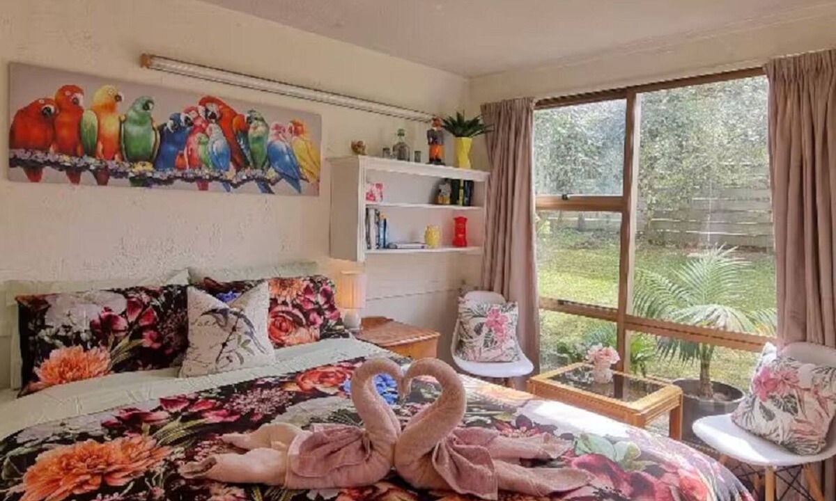 Red Beach Apartment | Nathas' Nest - A small, very cosy and completely private comfortable space.