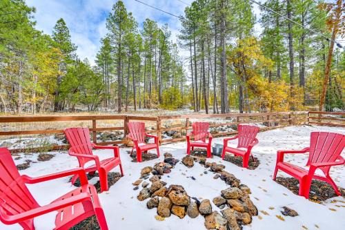 Munds Park House | National Forest Access, Fire Pit Munds Park Home