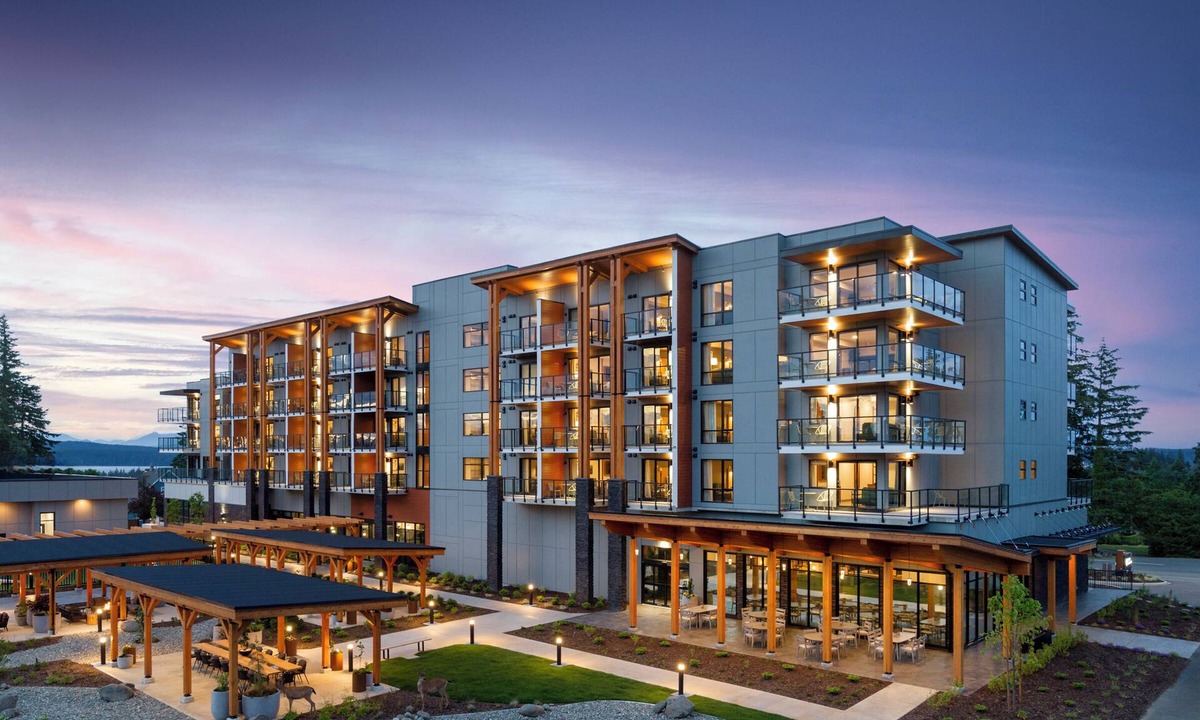 Campbell River Hotel | Naturally Pacific Resort