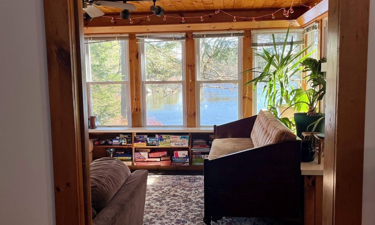 Ashburnham House | Nature Lovers Waterfront Retreat on Winnekeag Lake. Cozy Year-Round Escape.