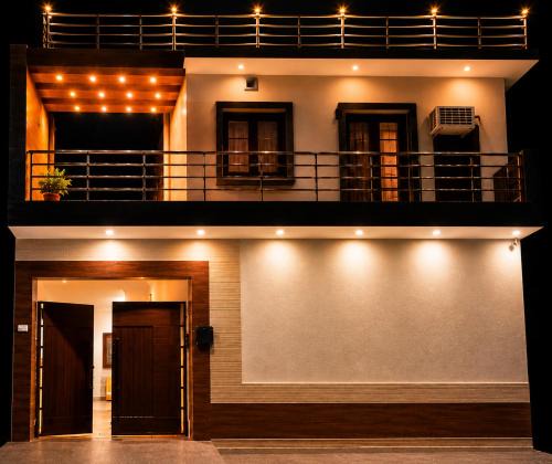 Rishikesh Apartment | Nature View Retreat
