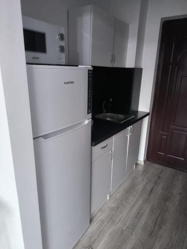Pitesti Apartment | Natyll 28