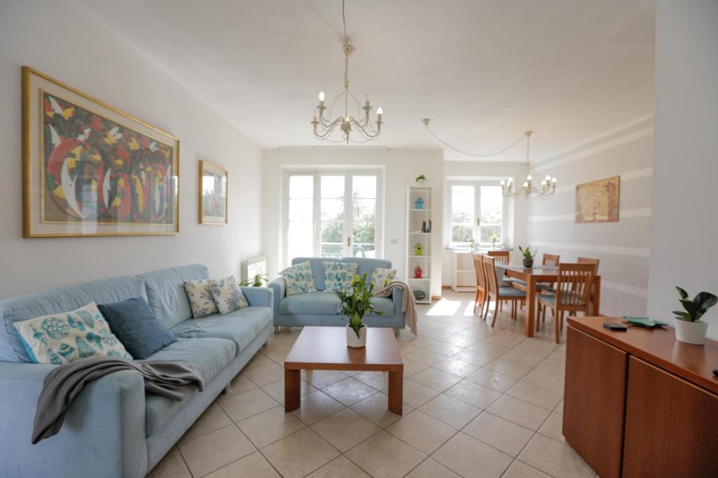 Marina di Massa Apartment | Navy Apartment
