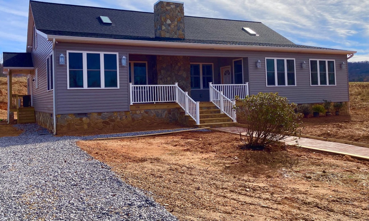 Roaring River Bed & Breakfast | NC Wine Country Comfort
