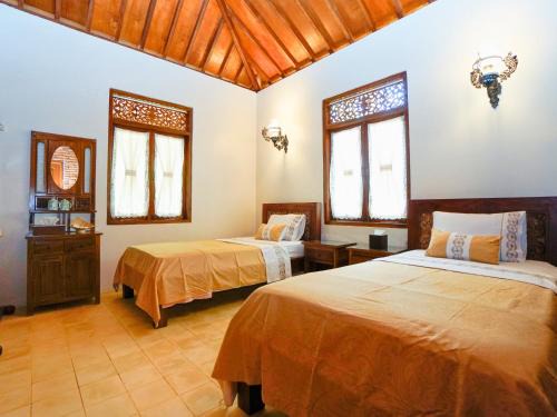 Borobudur House | NDALEM NITIHARDJAN