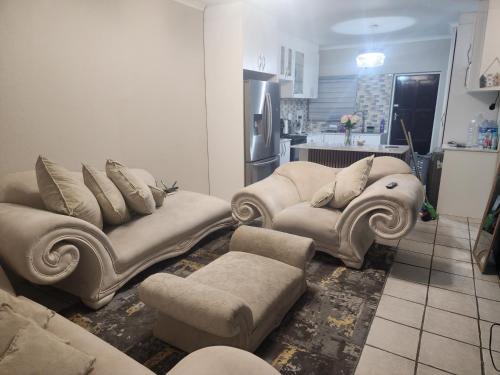 Germiston House | Ndau Mbili