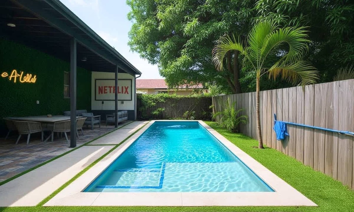 The Roads House | Near Brickell, Private Pool, Outdoor Cinema, Grill