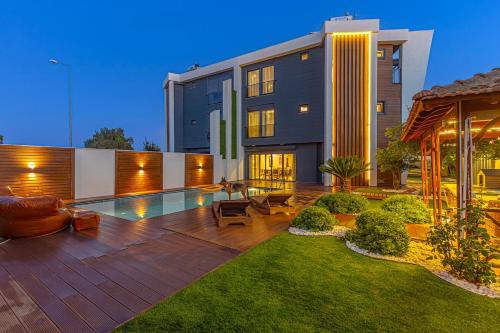 Kadriye Villa | NEAR BY THE LAND OF LEGENDS , LUXURY ViLLA SPARTACUS