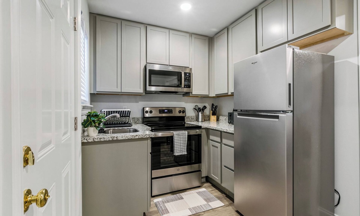 Covington Apartment | Near downtown Covington! Discover the perfect blend of convenience and comfort!