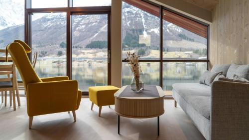 Sykkylven House | Near-Sea Boat House With Panoramic Views