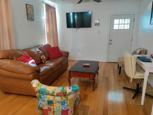 Queens Apartment | Need to relax! Do it here!