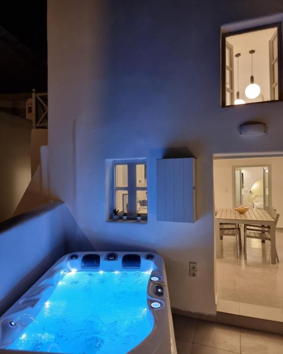 Vothon Apartment | Nefeli Traditional Cave Houses