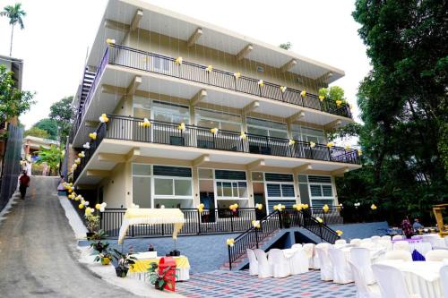 Elappara House | Nellikunnel River Side Home Stay