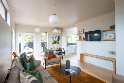 Nelson Apartment | Nelson Bridge House