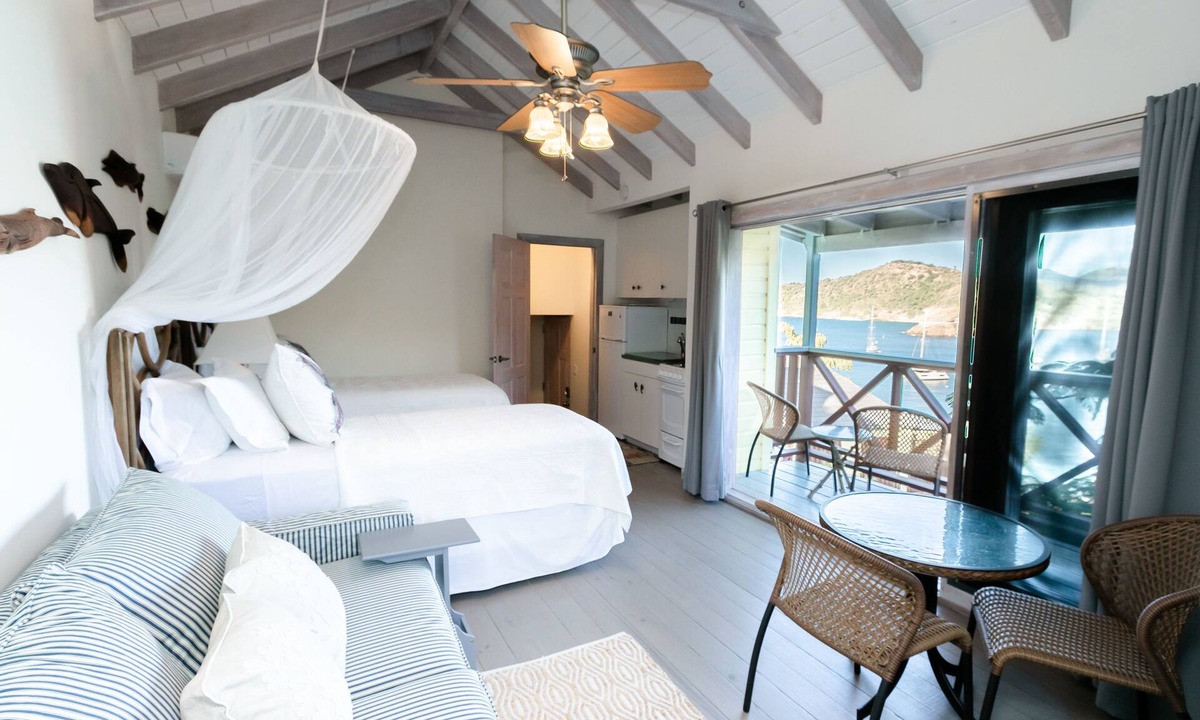 Freemans Bay Apartment | Neptune Studio, Great View, 1-4 guests, Galleon Beach, Part of Moondance Antigua