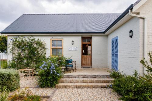 Onrus House | Nerf-af Cottage at Onrus, Hermanus