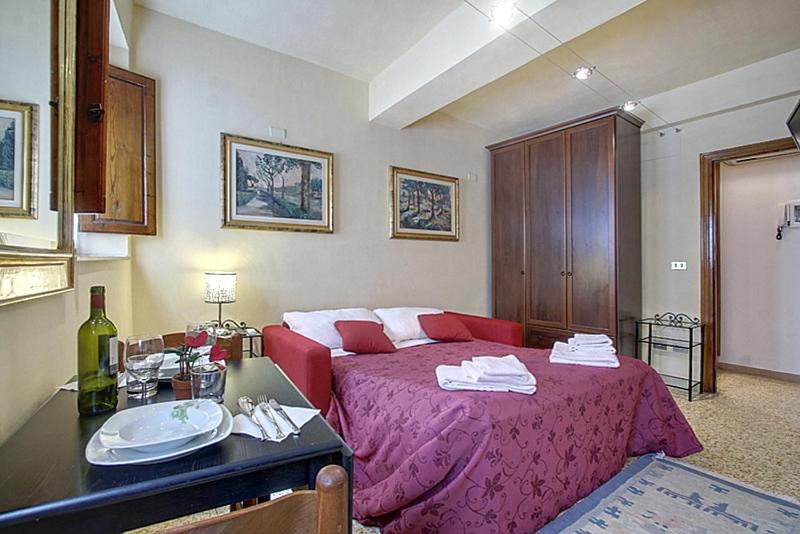 Santa Croce Apartment | Neri 0