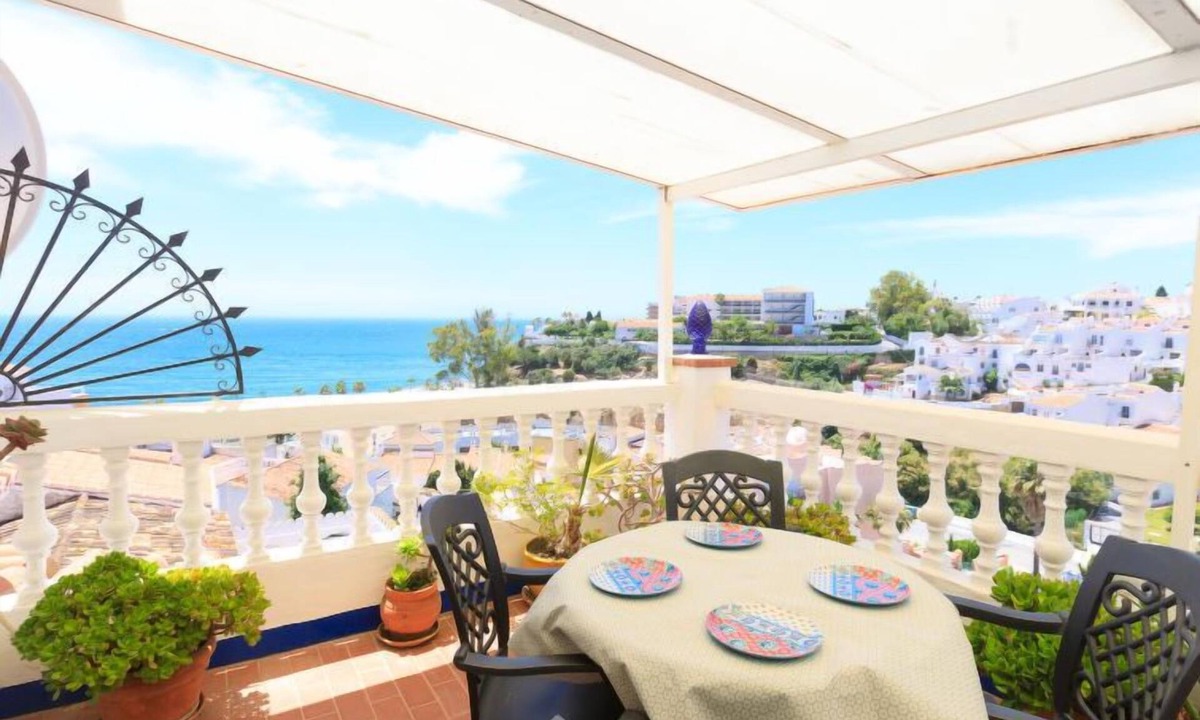 Chimenea House | Nerja Penthouse by Interhome