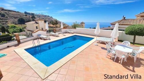 Torrox Villa | Nerja Villas Tamango Hill 9 Silhouse